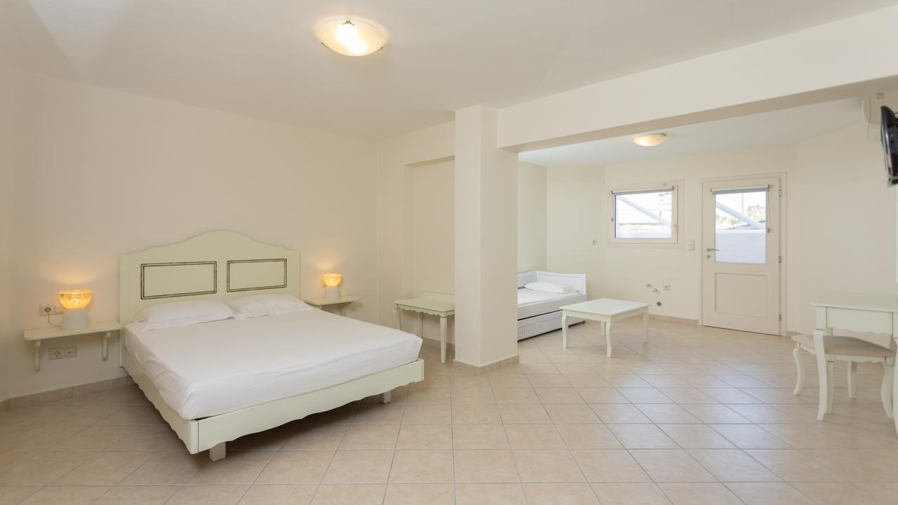 Iliada Villas Agios Prokopios  Habitación foto